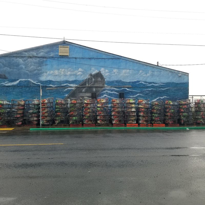 Murals, Galleries, and Shopkeepers Ready to Chat