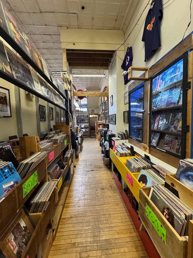 Music Beyond the Bookshelves Music Beyond the Bookshelves