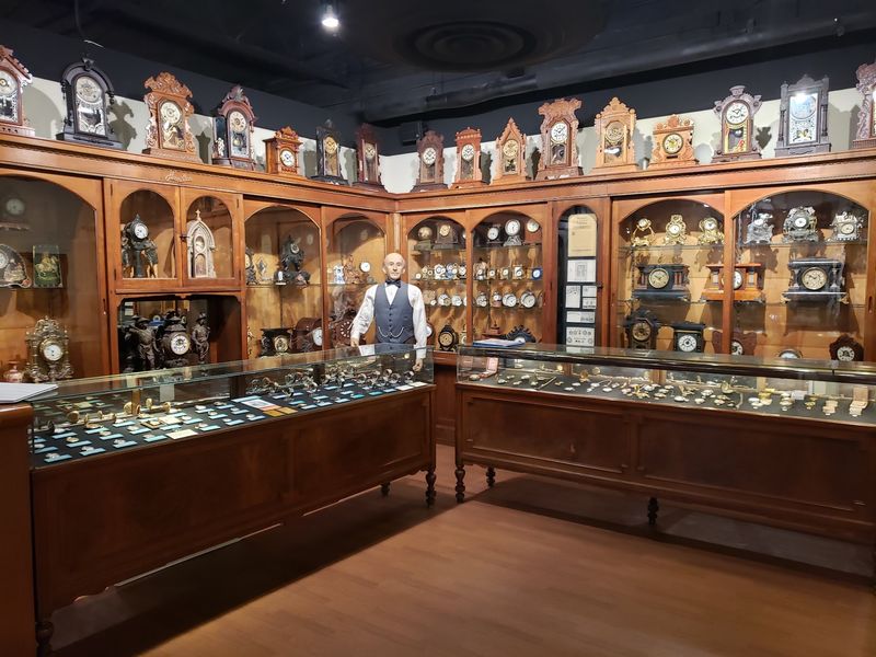 National Watch and Clock Museum, Columbia, Pennsylvania, USA