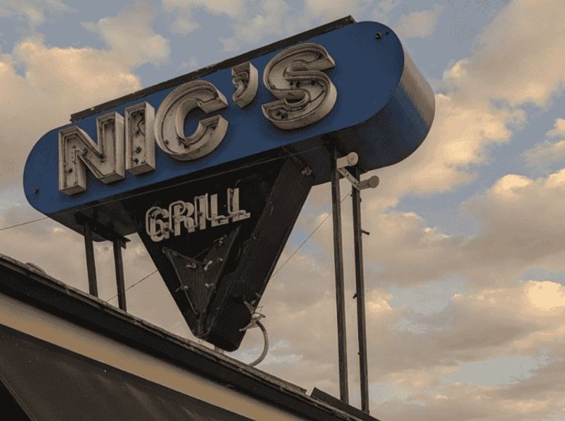 Nic's Grill Nic's Grill