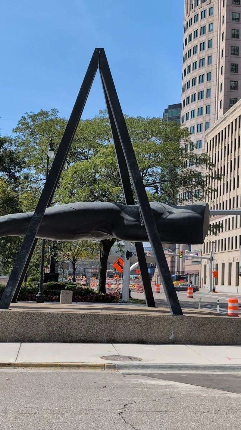 No Plaque, So Bring the Backstory No Plaque, So Bring the Backstory
