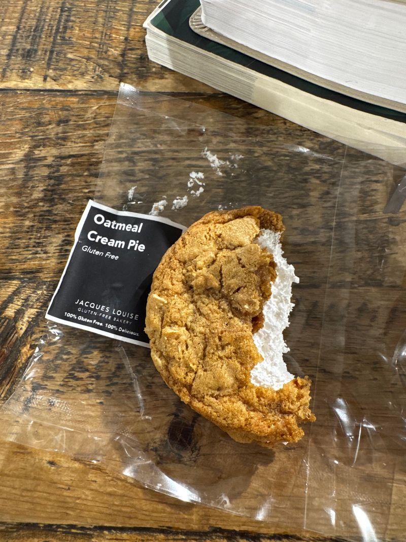 Oatmeal Cream Pies With a Cult Following Oatmeal Cream Pies With a Cult Following