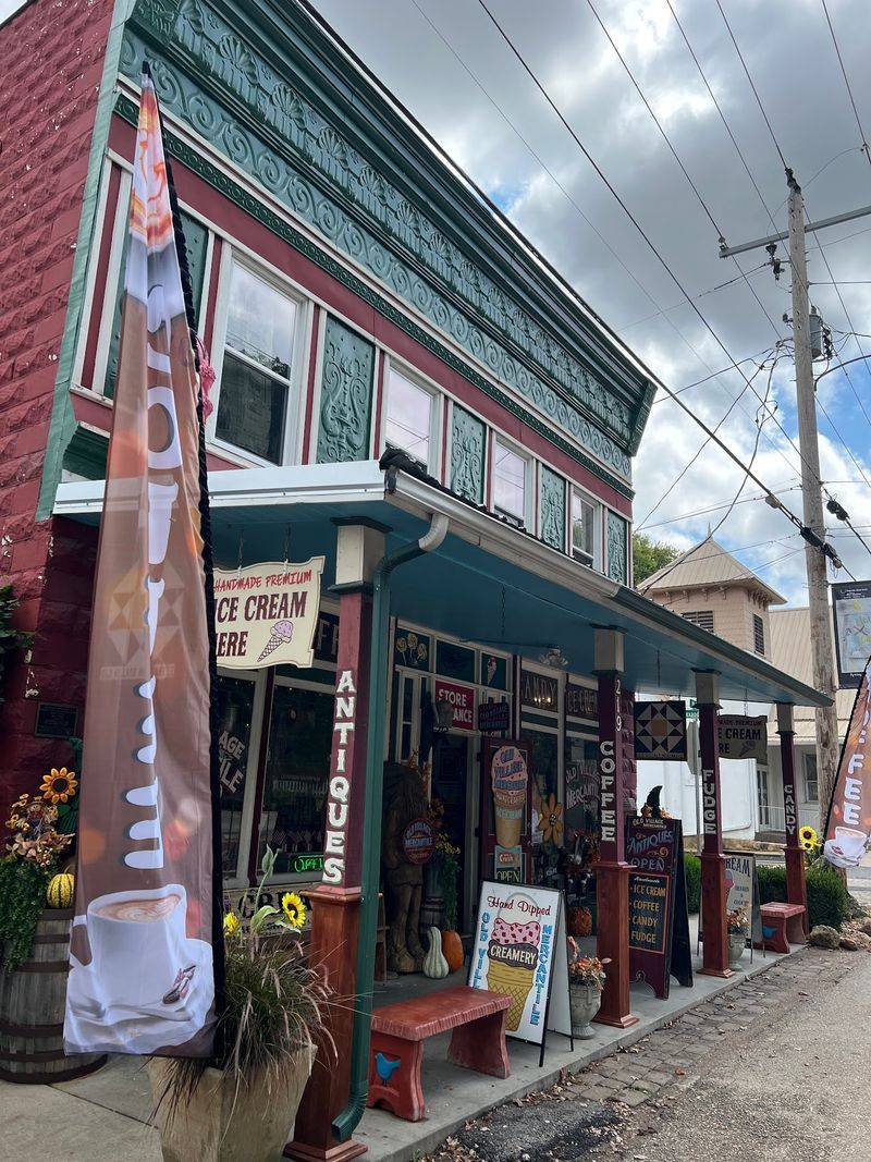 Old Village Mercantile, Caledonia, Missouri
