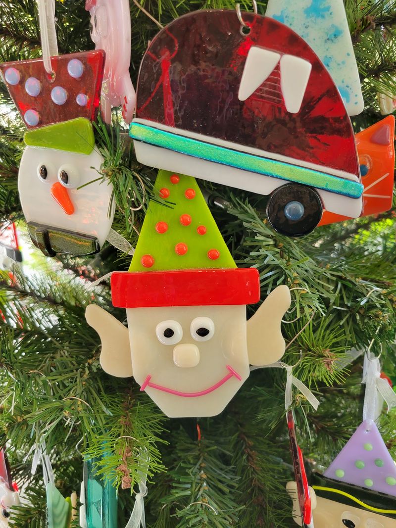 Ornaments, Bowls, and Stained Glass Projects