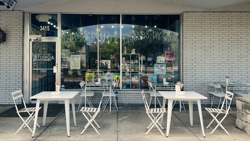 Outdoor Seating Under the Florida Sky