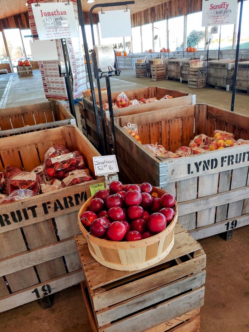 Over Twenty-Five Kinds of Apples
