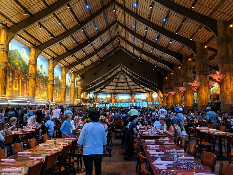 Pairing the Visit With the Polynesian Cultural Center