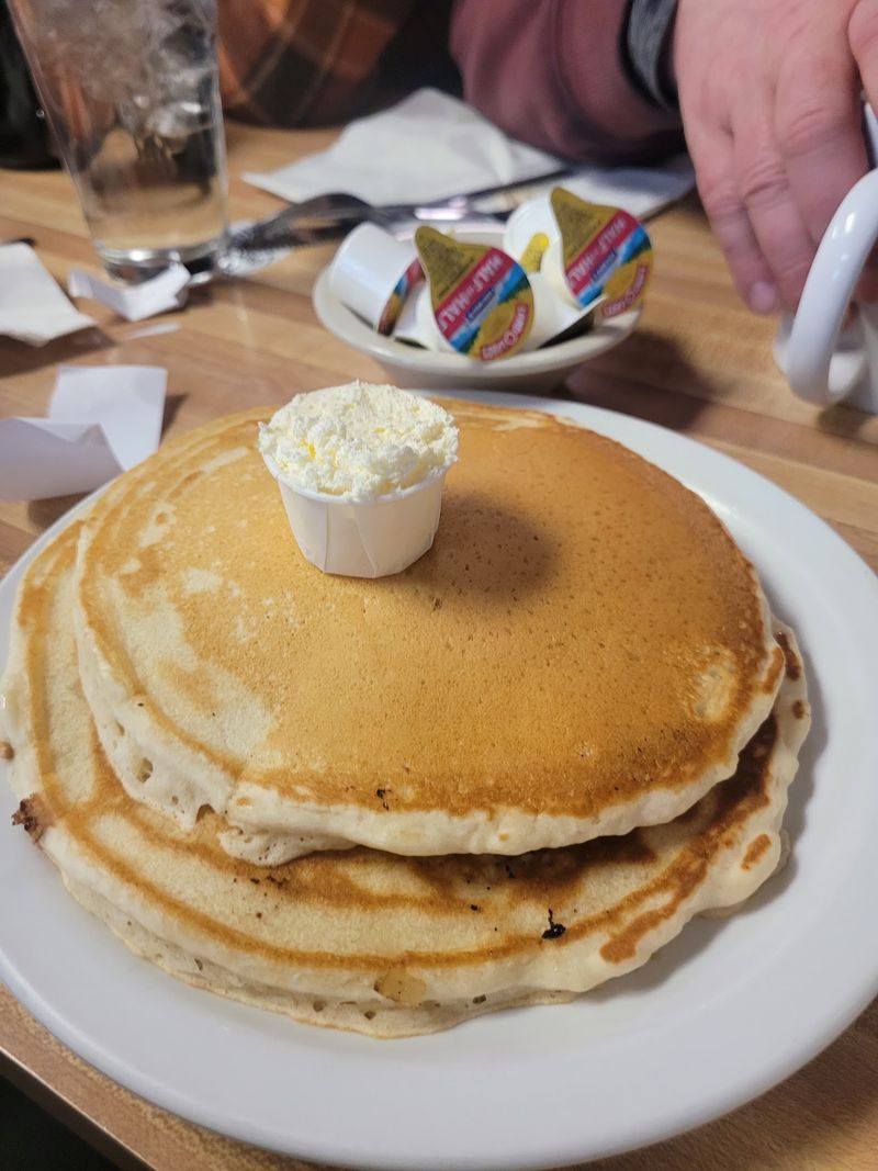 Pancake Stacks Worth Setting an Alarm For