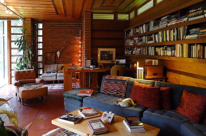 People Feel Their Homes Have to Look Perfect
