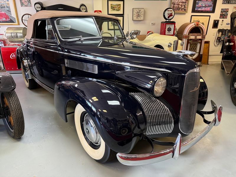 Perfect for Car Lovers and the Merely Curious Perfect for Car Lovers and the Merely Curious