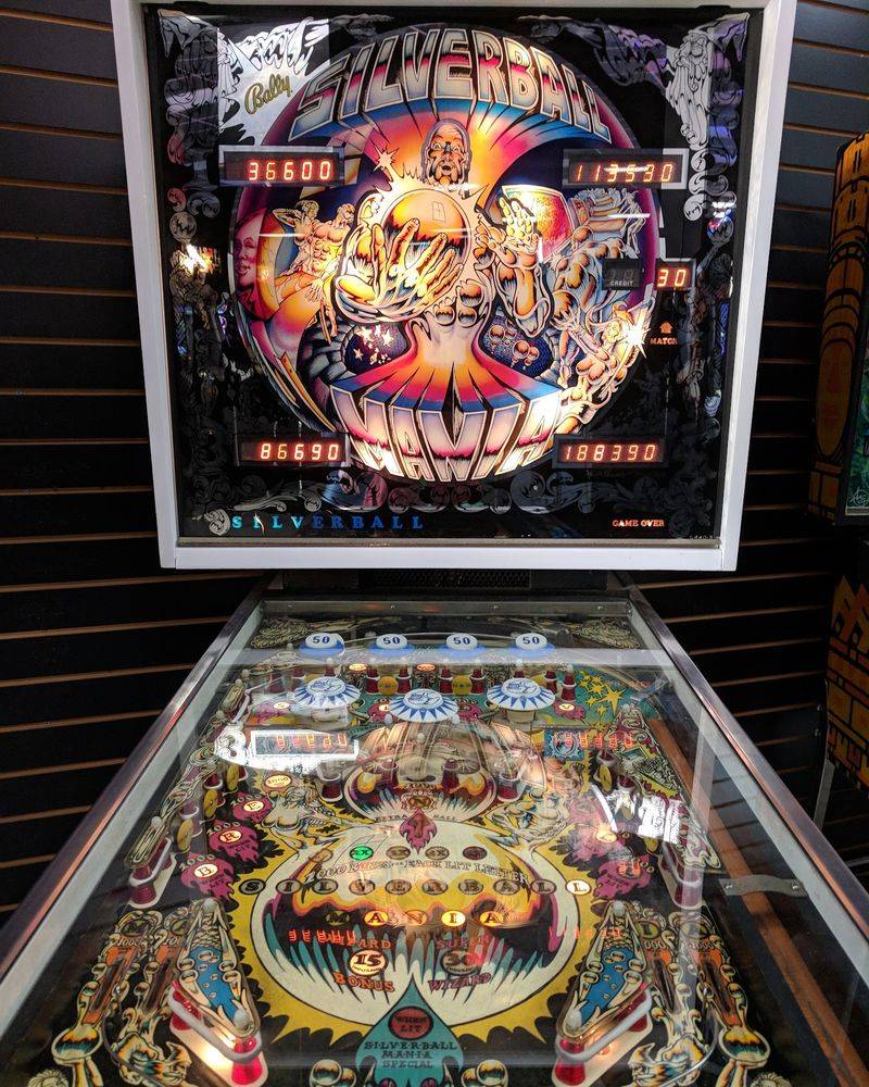 Pinball Tables With Flashing Lights and Big Personality Pinball Tables With Flashing Lights and Big Personality