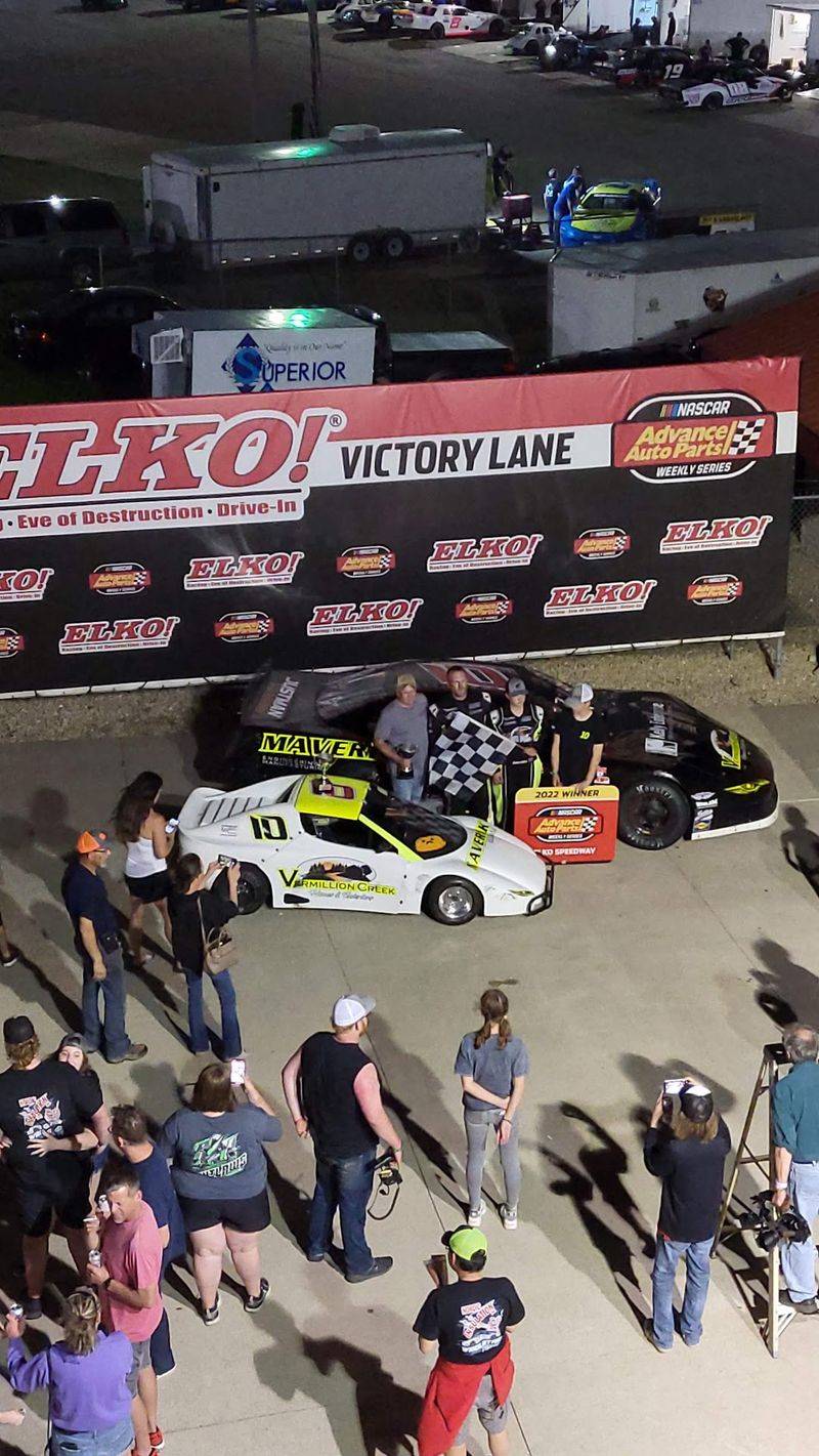 Pit Passes And Autographs Bring Fans Up Close