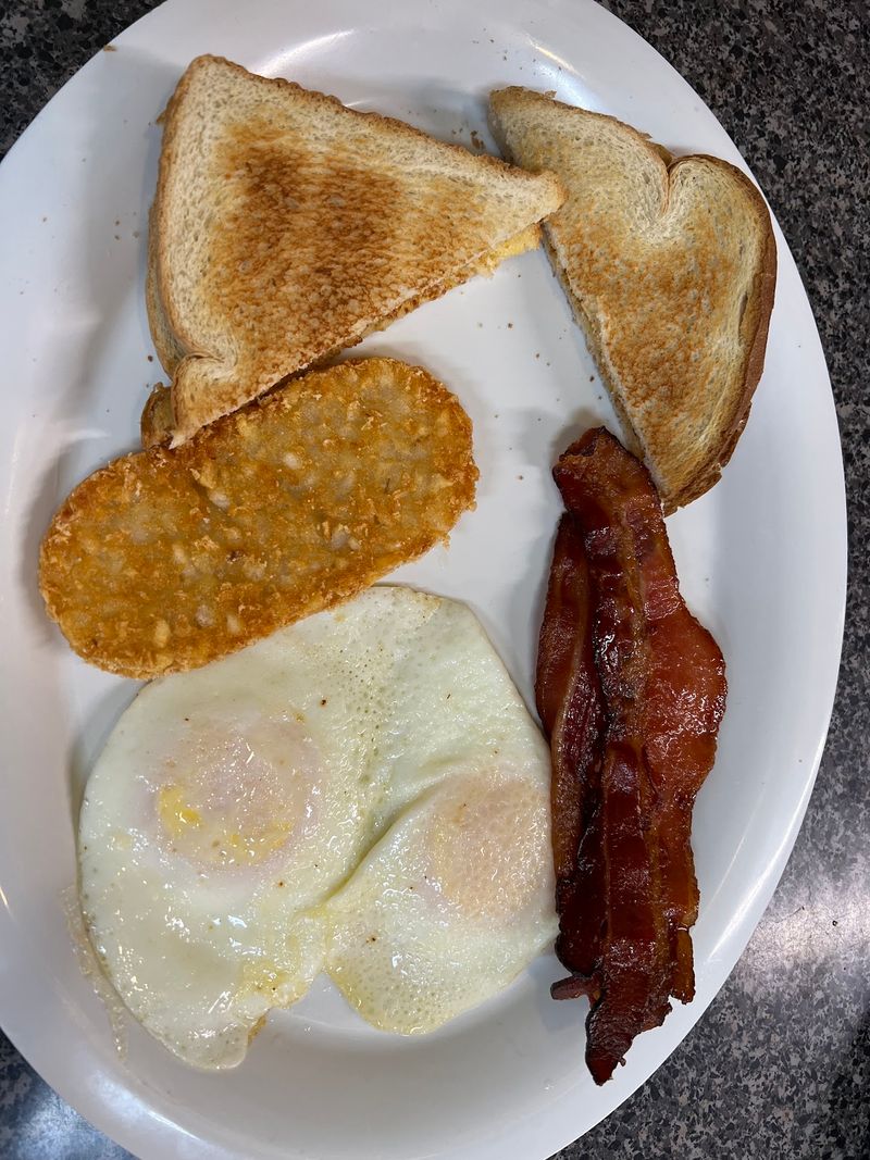 Plan Around The Hours So Your Stomach Isn't Disappointed