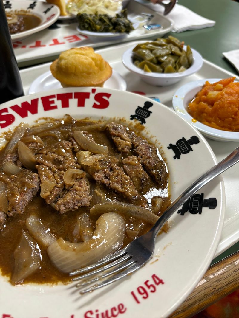 Pork Chops, Beef Tips, and Old-School Mains