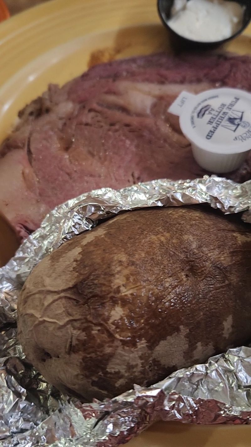 Prime Rib and the Dinner Crowd