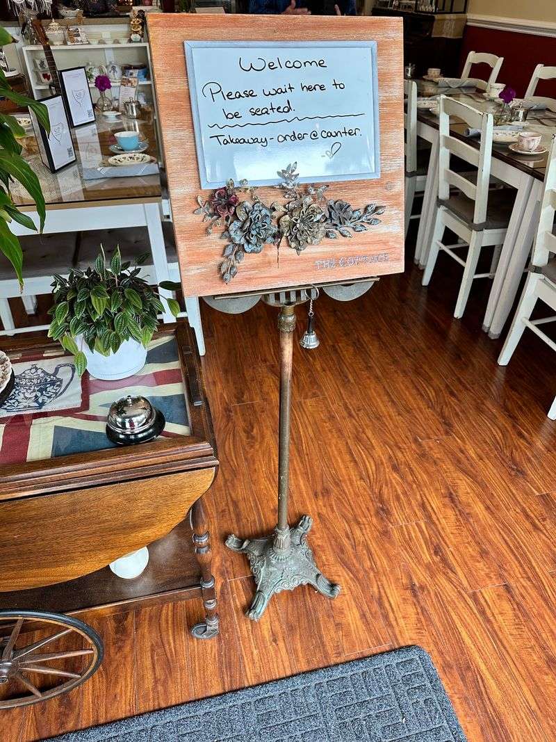 Reservations, Hours, and Parking Tips