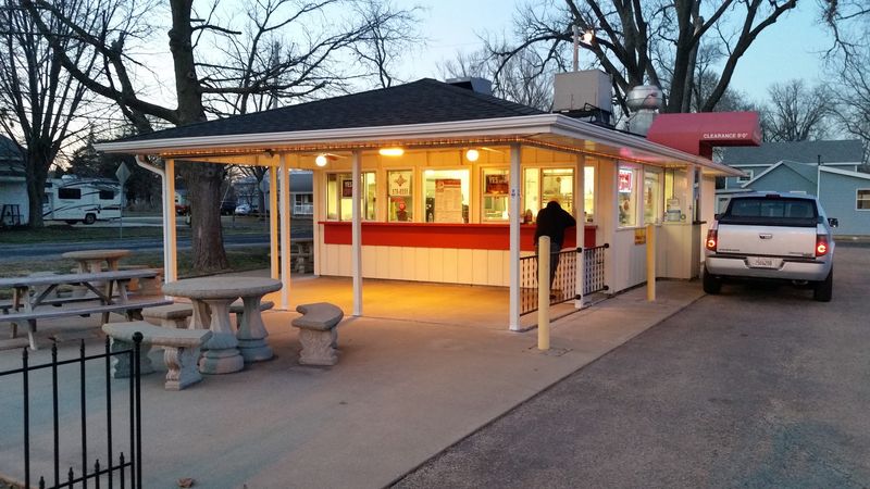 Rick’s Crispy Chicken, Mossville, IL Rick’s Crispy Chicken, Mossville, IL