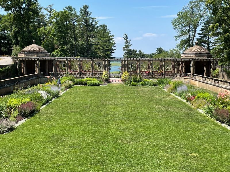 Roses, Statues, And An Italian Garden Worth Lingering In