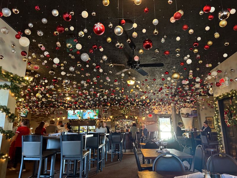 Sammie's Bar and Grill, Tallmadge, OH