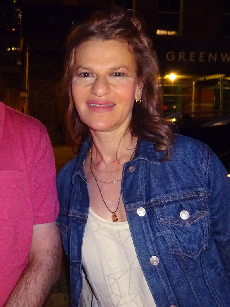 Sandra Bernhard Sandra Bernhard