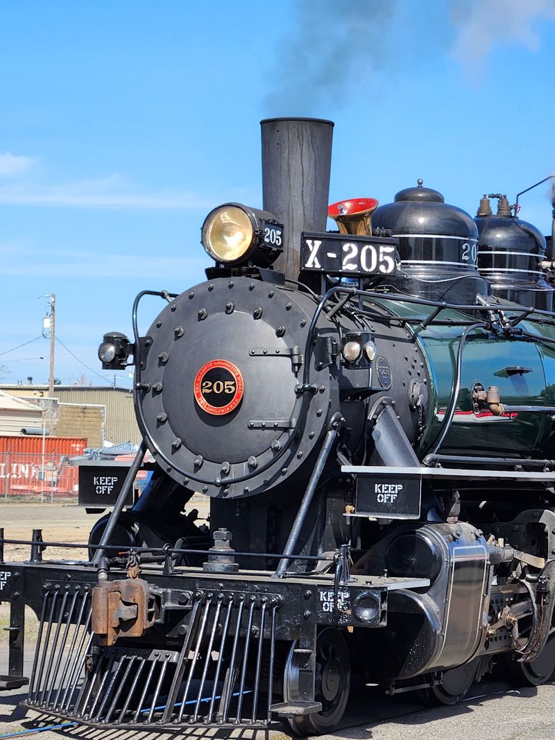 Santa Maria Valley #205 Takes the Lead Santa Maria Valley #205 Takes the Lead