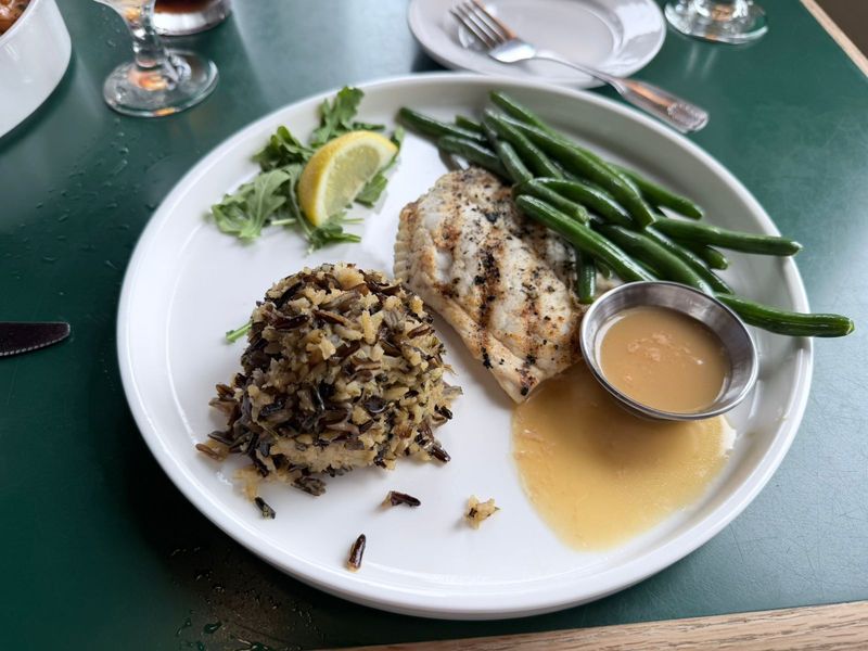 Seafood Plates Worth the Trip Up the Coast Seafood Plates Worth the Trip Up the Coast