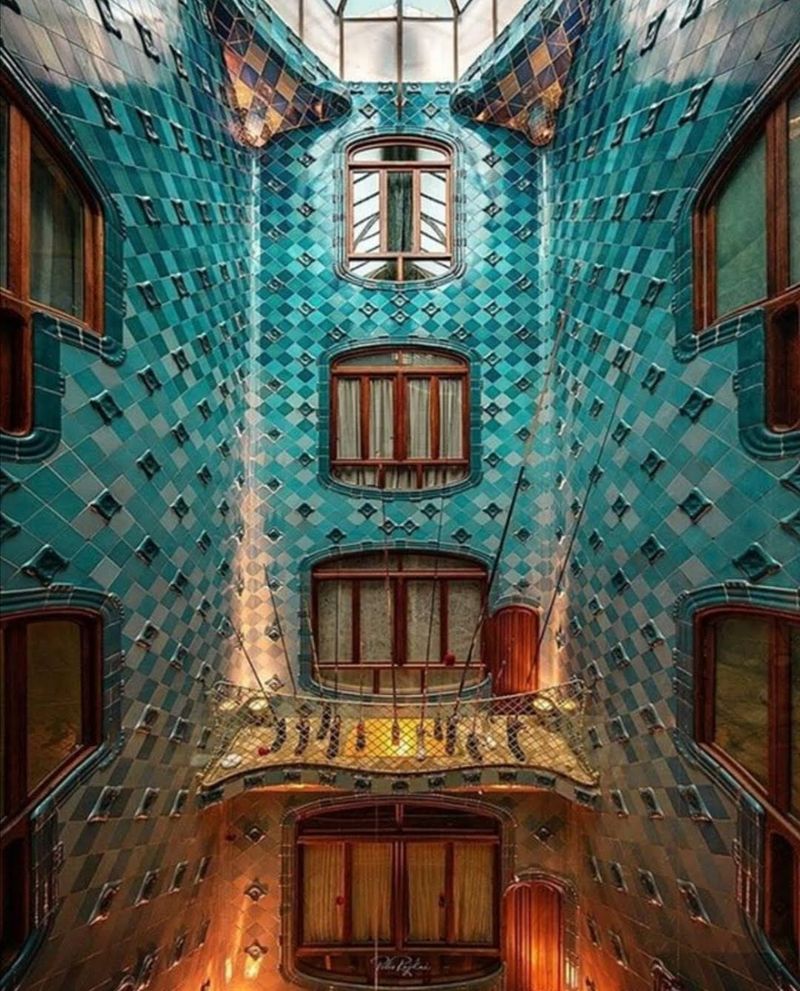 See the Fantastical Interior of Casa Batlló See the Fantastical Interior of Casa Batlló