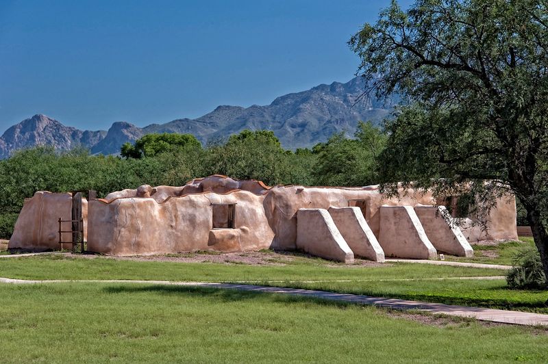 Self-Guided Symbols on the Grounds