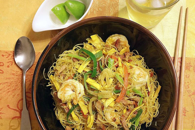 Singapore Noodles: Made in Hong Kong Singapore Noodles: Made in Hong Kong