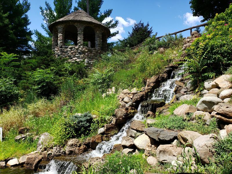 Slayton Arboretum, Hillsdale, Michigan Slayton Arboretum, Hillsdale, Michigan
