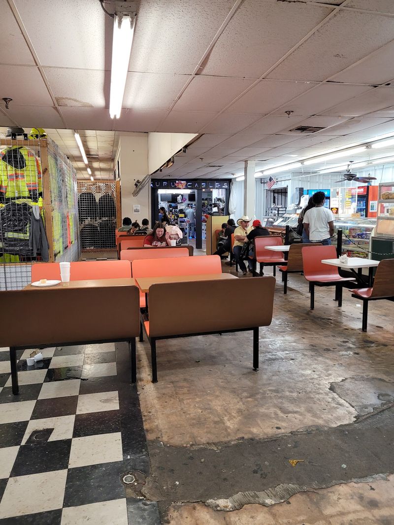 Snack Stops, Churros, and That Surprising Bar Corner Snack Stops, Churros, and That Surprising Bar Corner