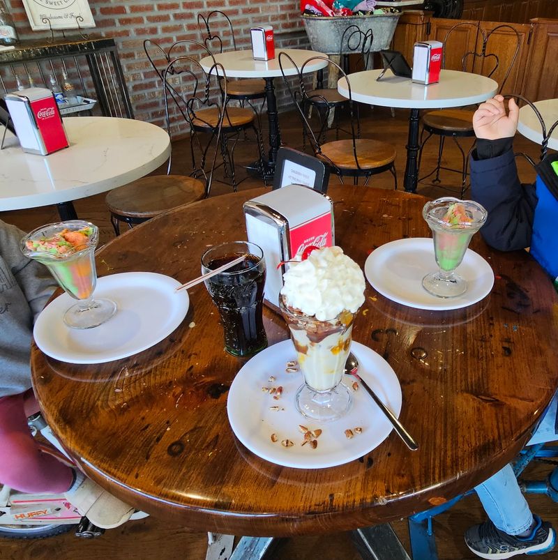 Soda & Scoops, Rolla, Missouri