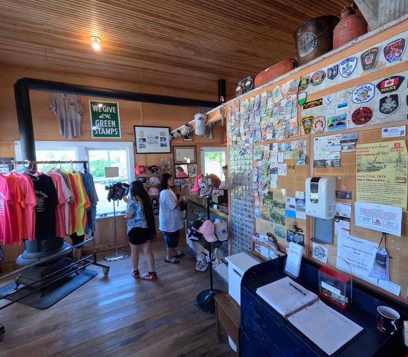 Souvenirs With Route 66 Flavor