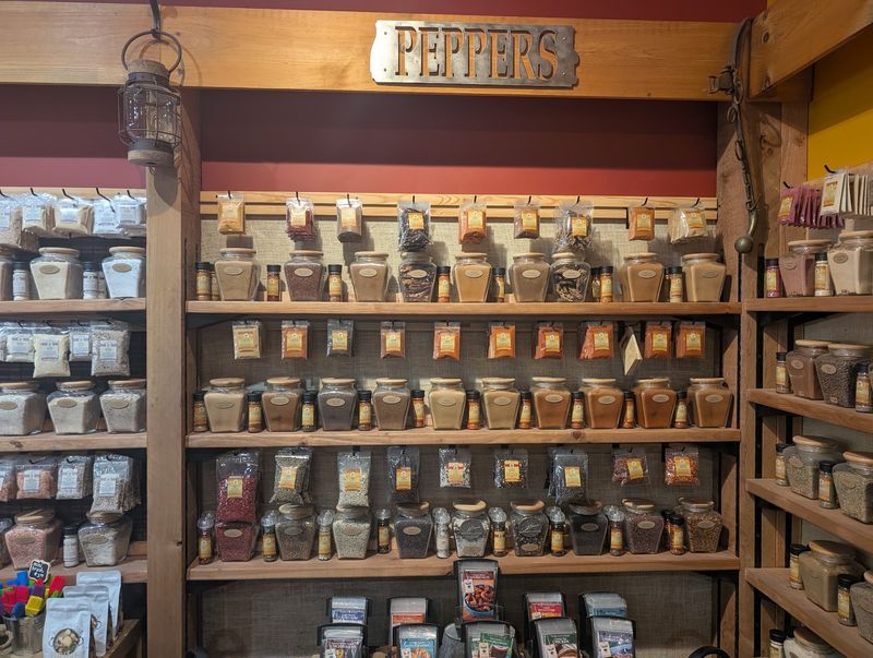 Specialty Salts and Pepper Choices Specialty Salts and Pepper Choices