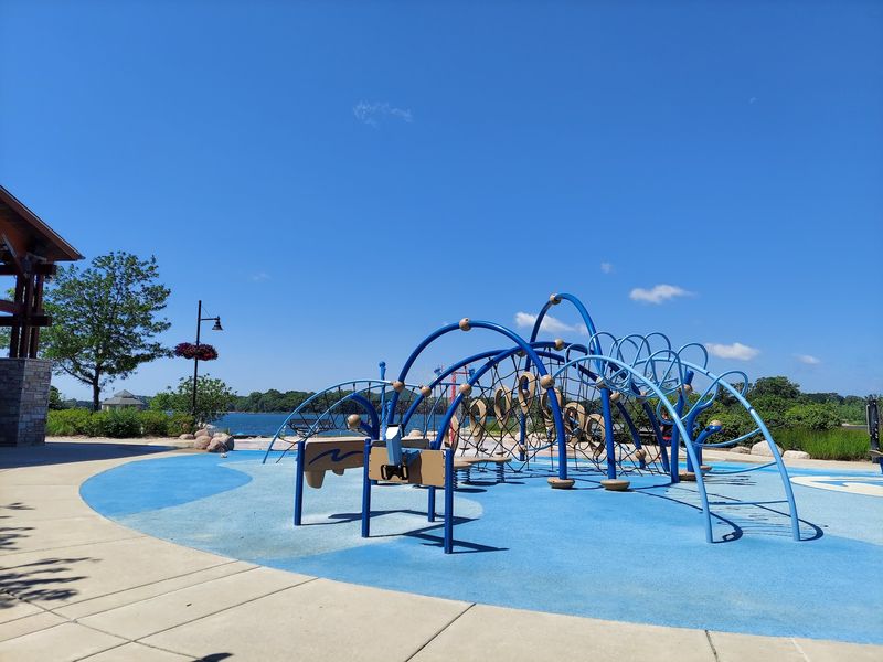 Splash Pad, Playground and Picnic Shelters