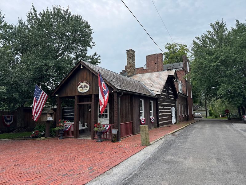 Spread Eagle Tavern & Inn, Hanoverton, OH Spread Eagle Tavern & Inn, Hanoverton, OH