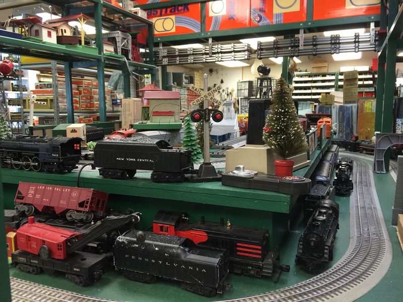 Stepping Back to the Golden Age of Toy Trains Stepping Back to the Golden Age of Toy Trains