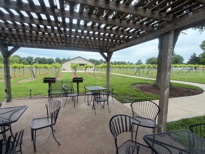 Stonehaus Farms Winery, Lee's Summit, Missouri Stonehaus Farms Winery, Lee's Summit, Missouri