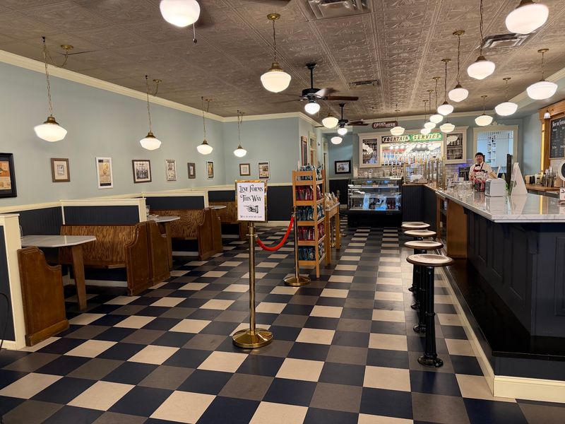 SugarBot Creamery, St. Charles, Missouri