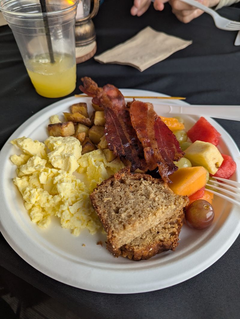 Sunday Brunch on the Rails Sunday Brunch on the Rails