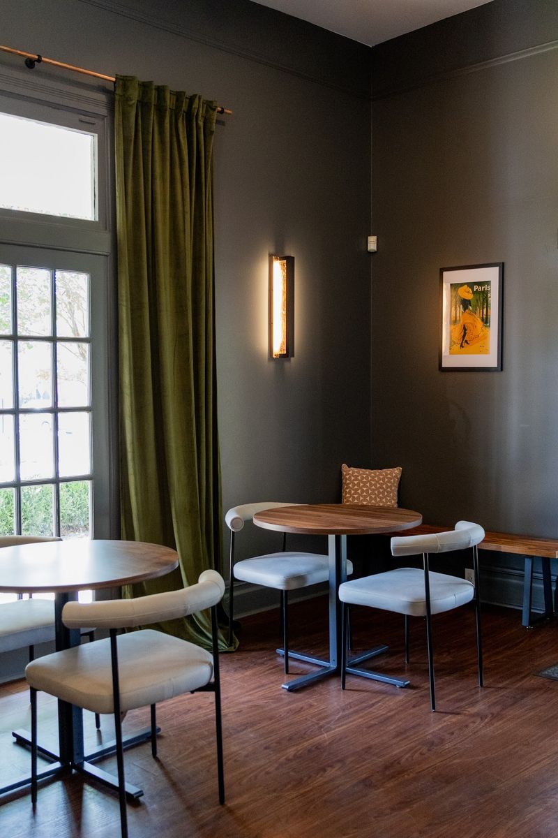 Sunny Nooks and Friendly Faces Sunny Nooks and Friendly Faces