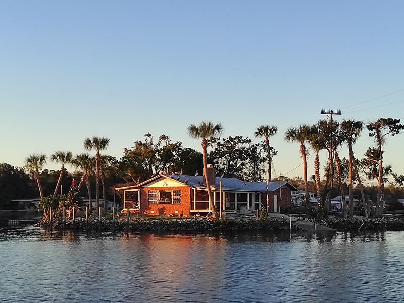 Sunset Cruises for Those Who Prefer Staying Dry Sunset Cruises for Those Who Prefer Staying Dry