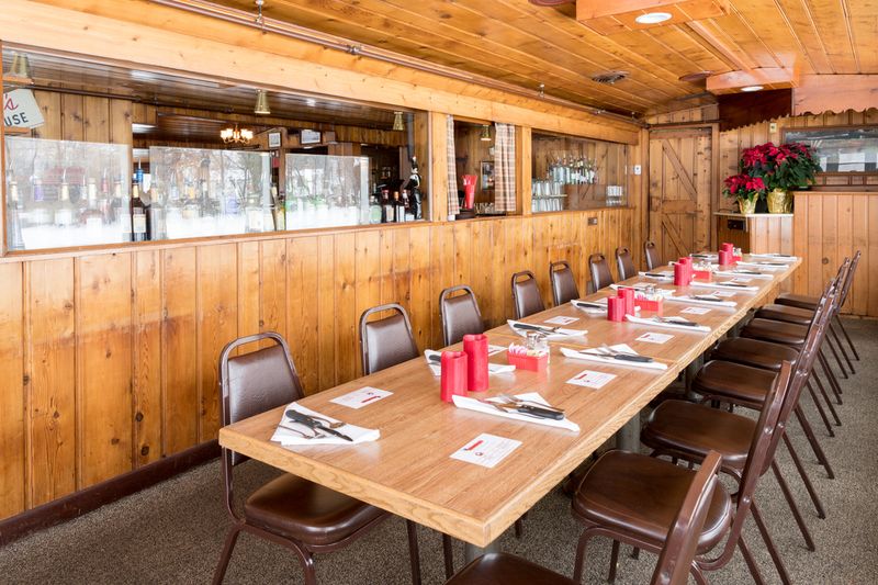 Supper Club Nostalgia by the Fireplace Supper Club Nostalgia by the Fireplace