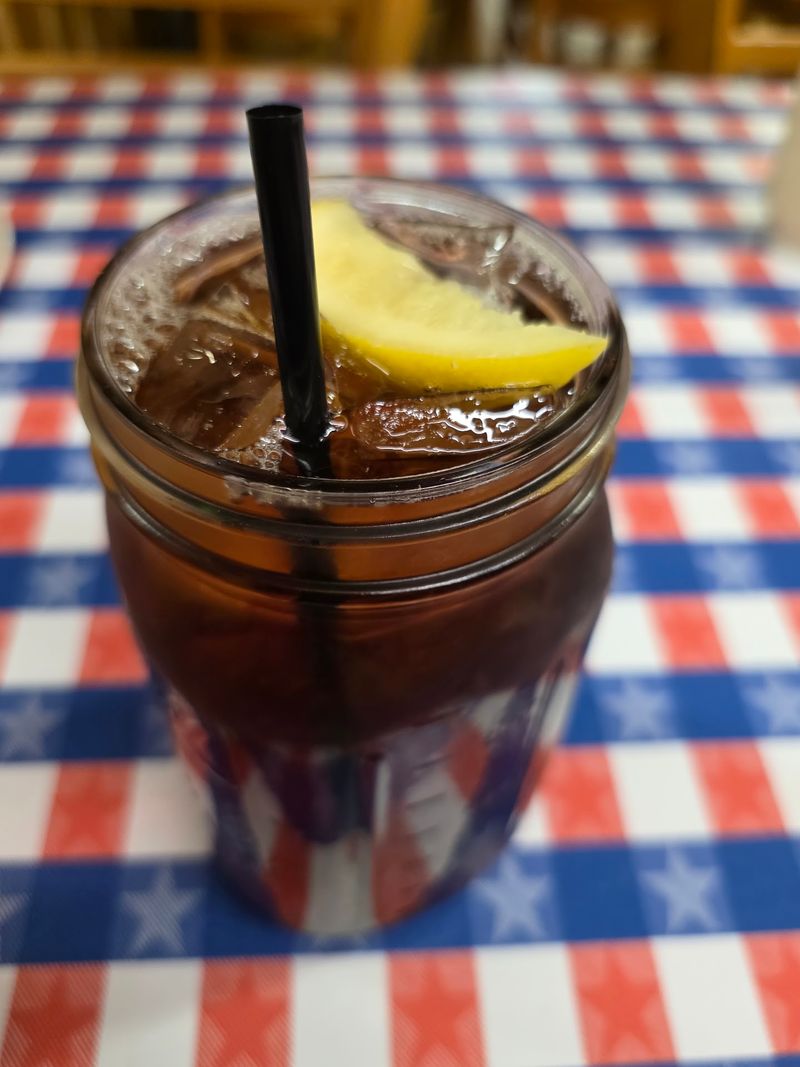 Sweet Tea in a Mason Jar Sweet Tea in a Mason Jar