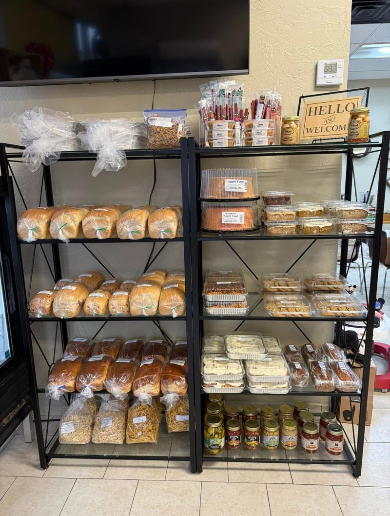 Sweetie Pies Amish Bakery & Cafe, Tulsa, OK Sweetie Pies Amish Bakery & Cafe, Tulsa, OK