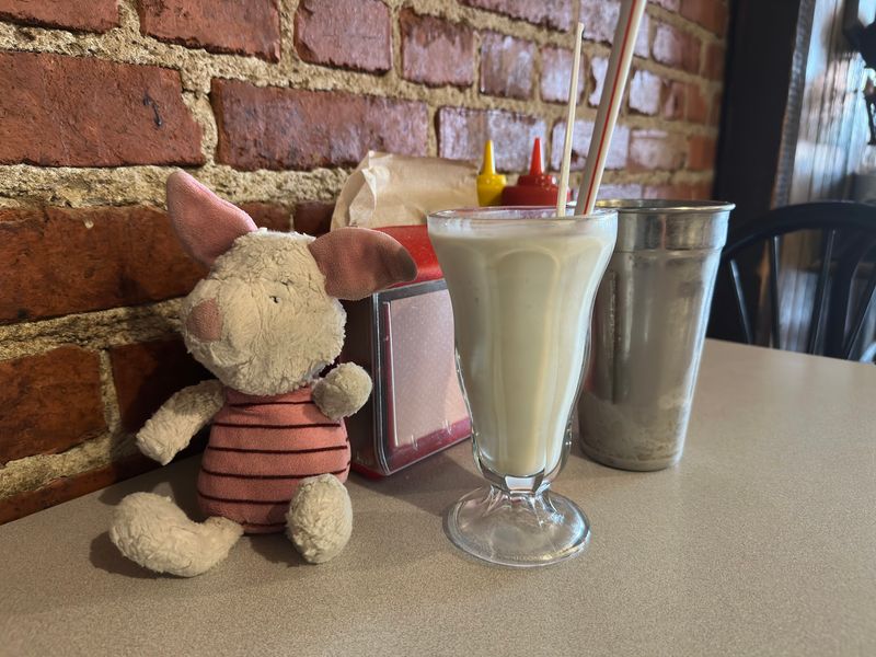 Tara's Cafe and Malt Shop, Belton, Missouri