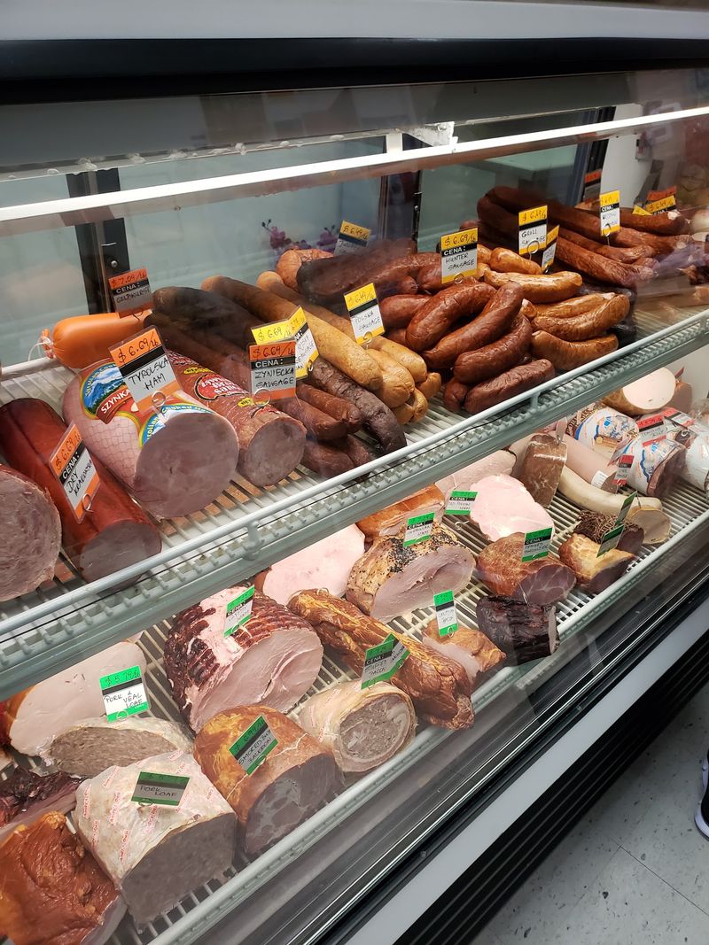 Taste Before You Buy at the Deli Case Taste Before You Buy at the Deli Case
