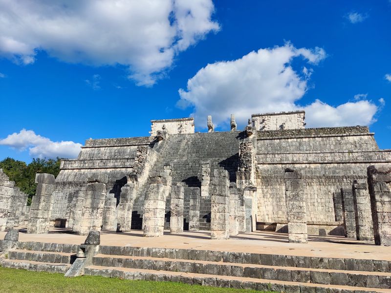 Temple of the Warriors, Chichén Itzá, Yucatán, Mexico