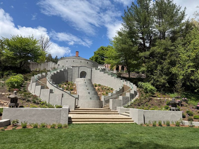 Terraces That Shape the Walk Terraces That Shape the Walk
