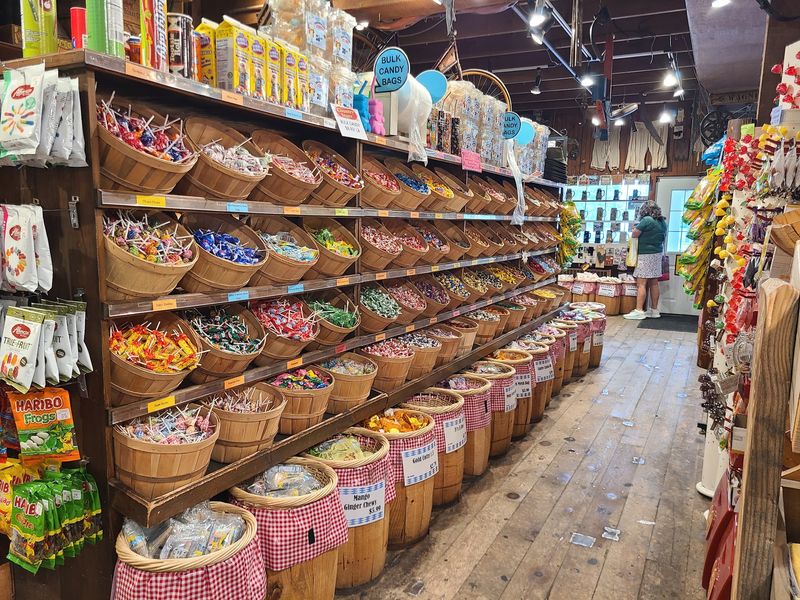 The Candy Aisles That Sparked Instant Memories The Candy Aisles That Sparked Instant Memories